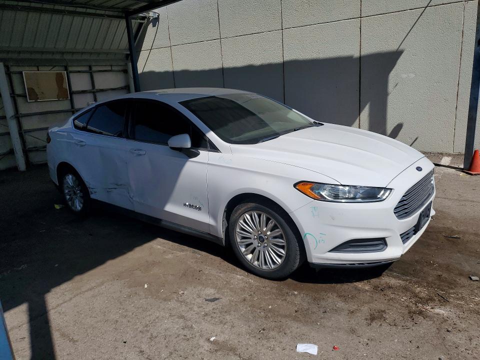 Auction sale of the 2016 Ford Fusion, vin: 3FA6P0UU8GR404618, lot number: 64684256