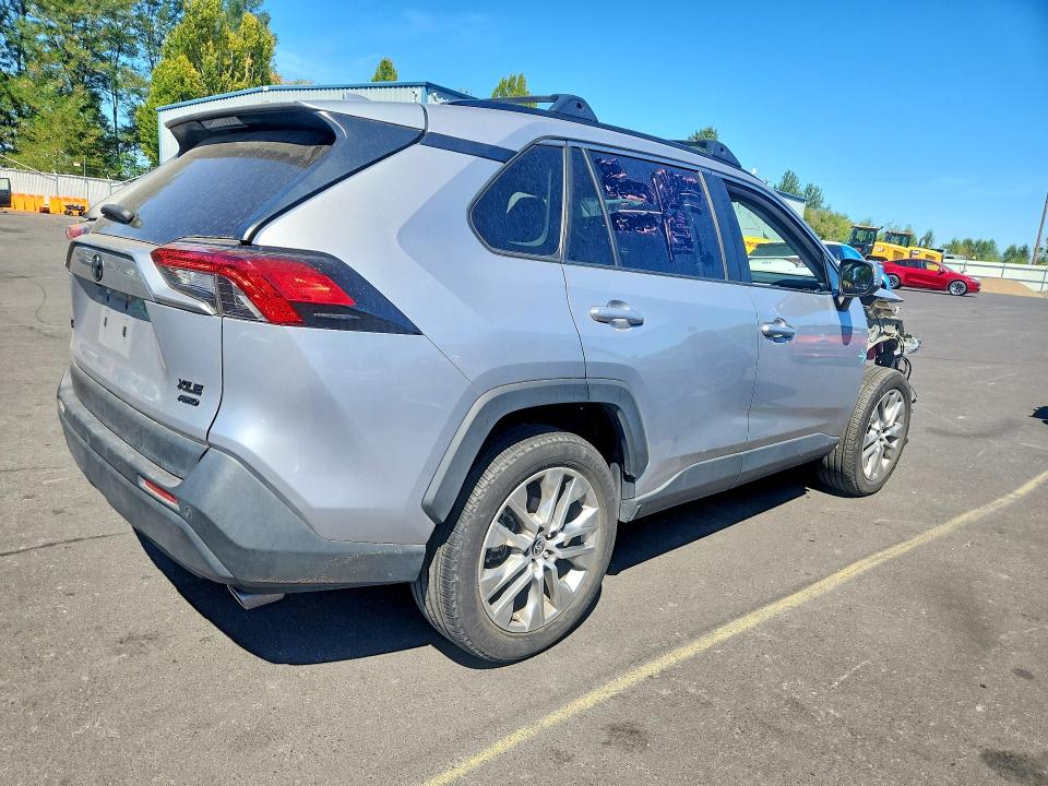 64399646 :رقم المزاد ، 2T3A1RFV9NC289182 vin ، 2022 Toyota Rav4 مزاد بيع