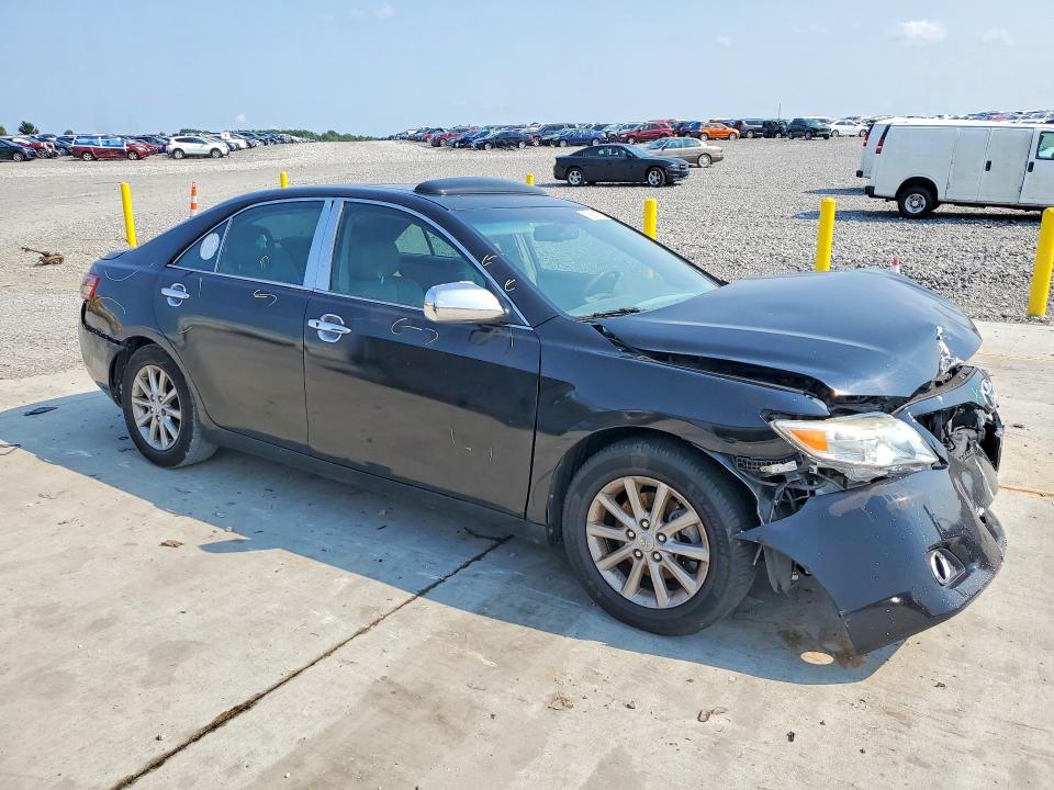 64583576 :رقم المزاد ، 4T1BF3EK0BU222760 vin ، 2011 Toyota Camry مزاد بيع