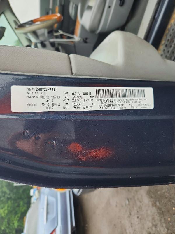 65235796 :رقم المزاد ، 1A8HW58P49F700526 vin ، 2009 Chrysler Aspen مزاد بيع