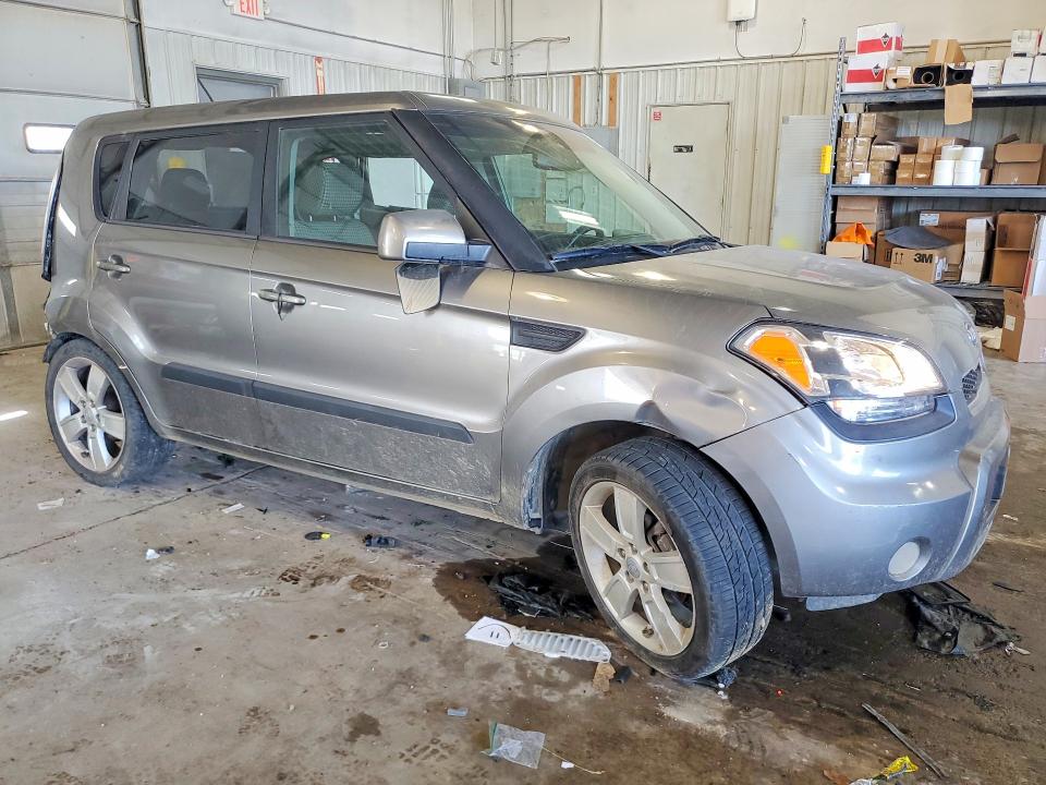 2011 Kia Soul მანქანა იყიდება აუქციონზე, vin: KNDJT2A25B7235284, აუქციონის ნომერი: 64190316