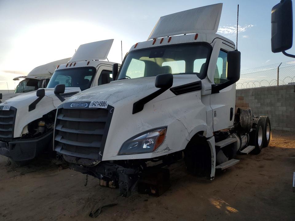 Продажа на аукционе авто 2021 Freightliner Cascadia 126, vin: 3AKJHLDV7MSMA7959, номер лота: 64214986