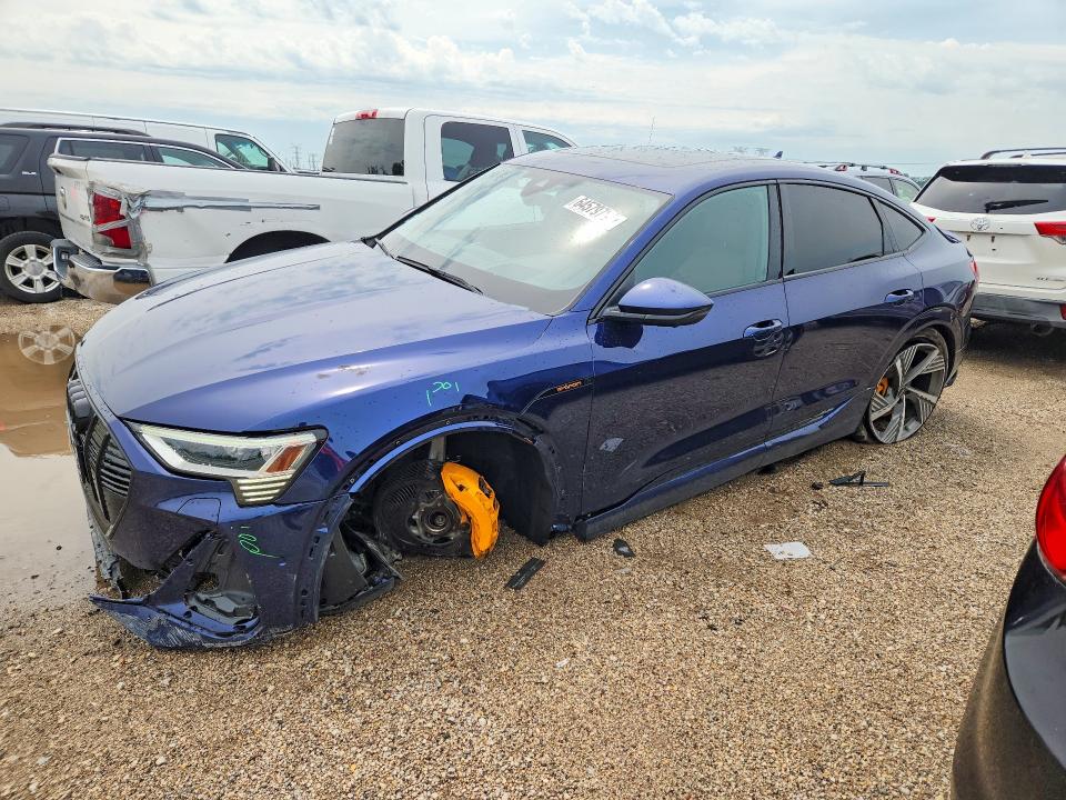 2022 Audi E-tron მანქანა იყიდება აუქციონზე, vin: WA13AAGE2NB035937, აუქციონის ნომერი: 64579756