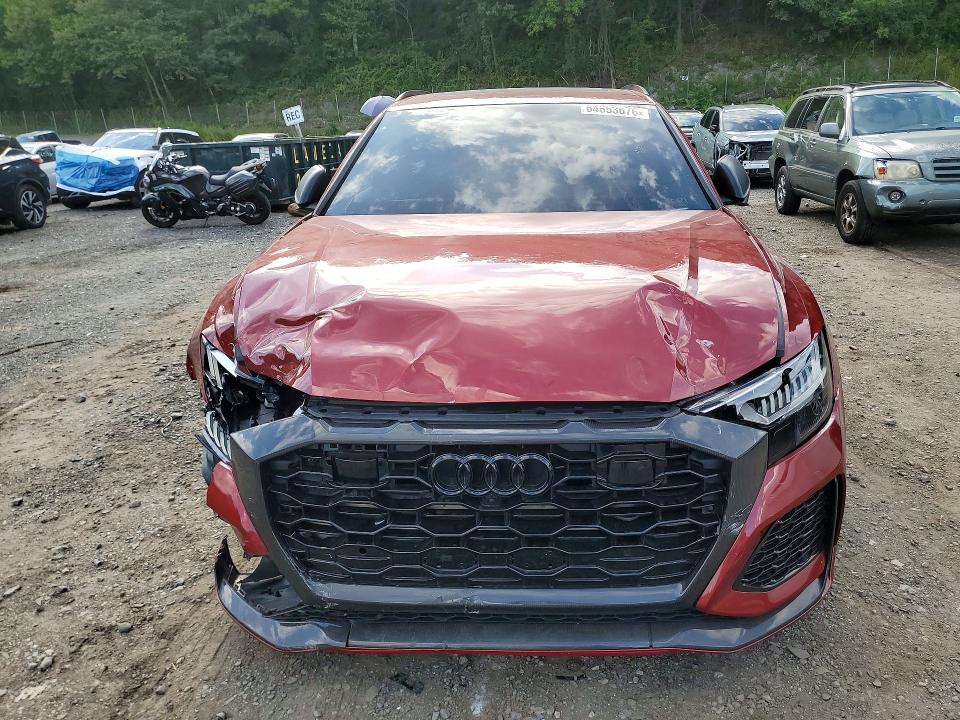 64653676 :رقم المزاد ، WU1ARBF17MD000603 vin ، 2021 Audi Rs Q8 مزاد بيع