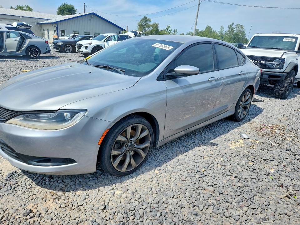 Auction sale of the 2015 Chrysler 200, vin: 1C3CCCDG0FN627858, lot number: 66504966