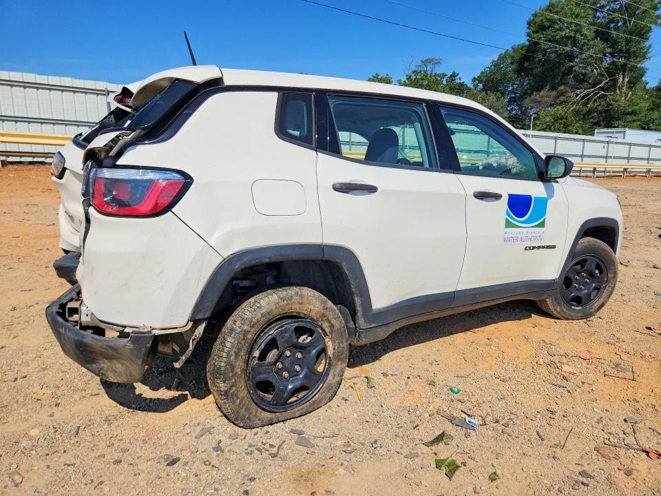 71302246 :رقم المزاد ، 3C4NJDABXJT207722 vin ، 2018 Jeep Compass مزاد بيع