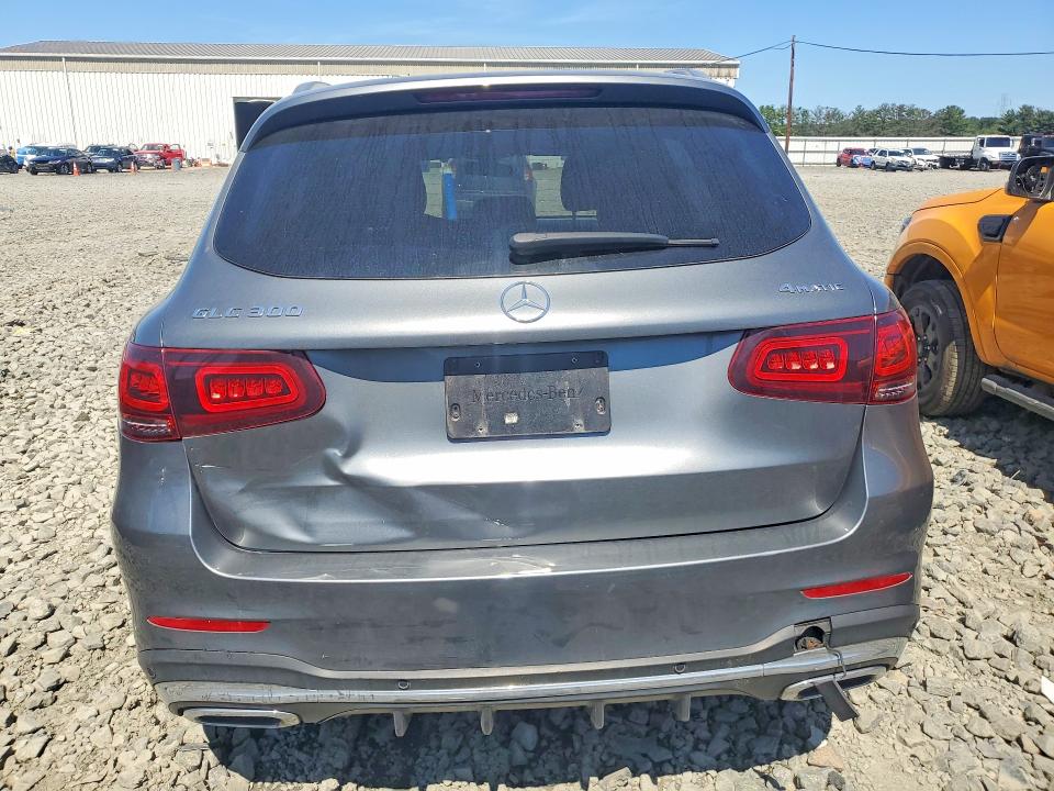 66391586 :رقم المزاد ، W1N0G8EB4MF881723 vin ، 2021 Mercedes-benz Glc مزاد بيع