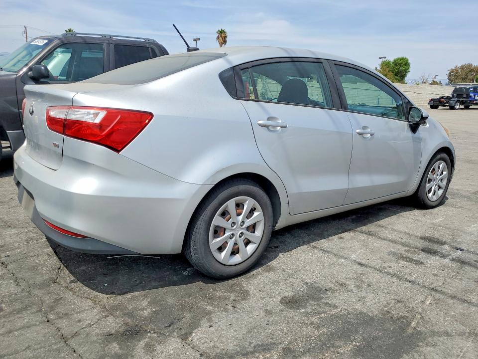 65231026 :رقم المزاد ، KNADM4A34G6670838 vin ، 2016 Kia Rio مزاد بيع