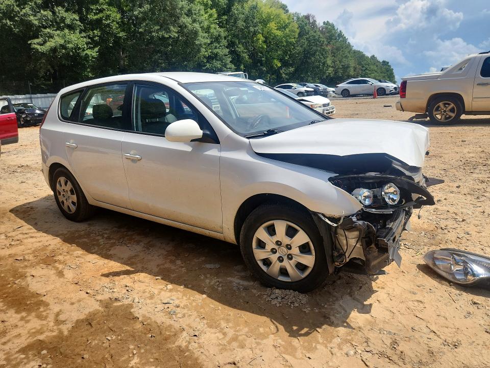 Продаж на аукціоні авто 2011 Hyundai Elantra Touring, vin: KMHDB8AE7BU102858, номер лоту: 64853776