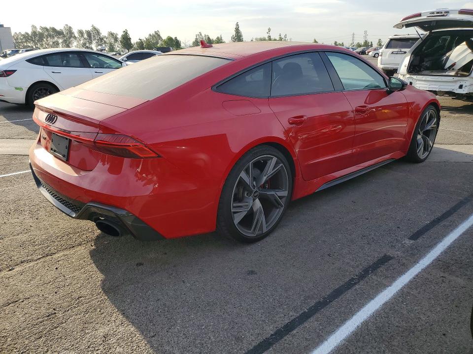 66832676 :رقم المزاد ، WUAPCBF21MN902632 vin ، 2021 Audi Rs7 مزاد بيع