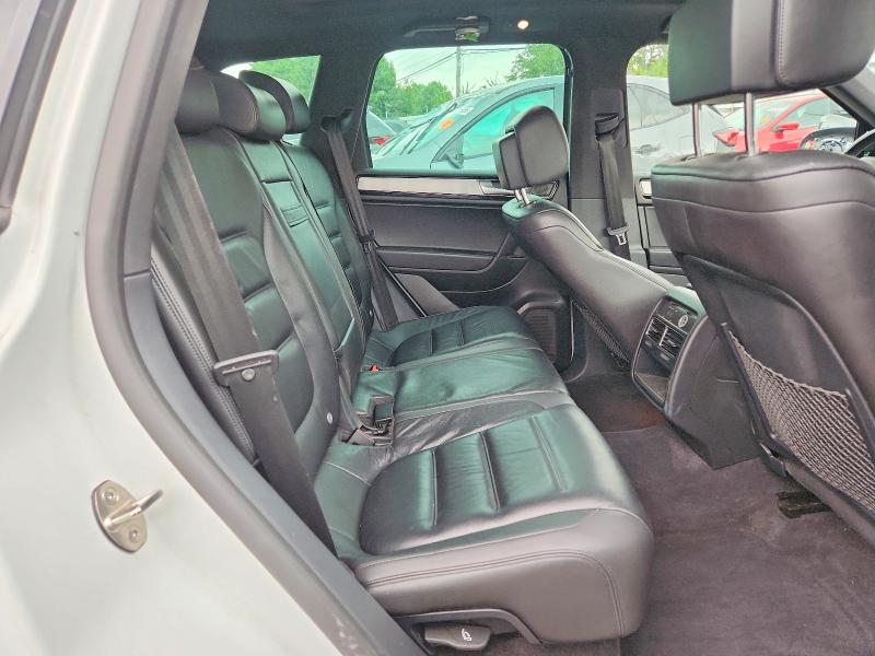 Продаж на аукціоні авто 2017 Volkswagen Touareg, vin: WVGRF7BP3HD005668, номер лоту: 65453356
