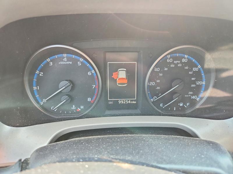 2018 Toyota Rav4 მანქანა იყიდება აუქციონზე, vin: 2T3BFREV6JW858151, აუქციონის ნომერი: 64068906