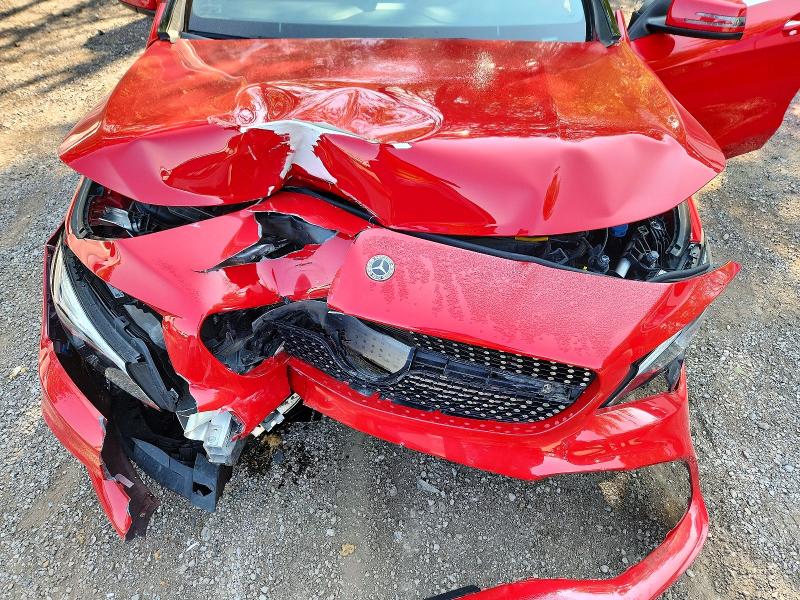 Продажа на аукционе авто 2018 Mercedes-benz Cla, vin: WDDSJ4GB8JN676940, номер лота: 64032126