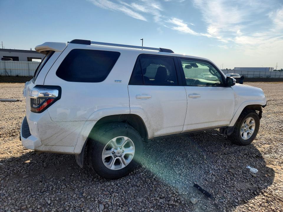 64395906 :رقم المزاد ، JTENU5JRXR6214245 vin ، 2024 Toyota 4runner مزاد بيع