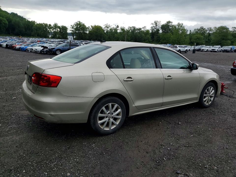2013 Volkswagen Jetta მანქანა იყიდება აუქციონზე, vin: 3VWDP7AJ3DM302542, აუქციონის ნომერი: 63550966