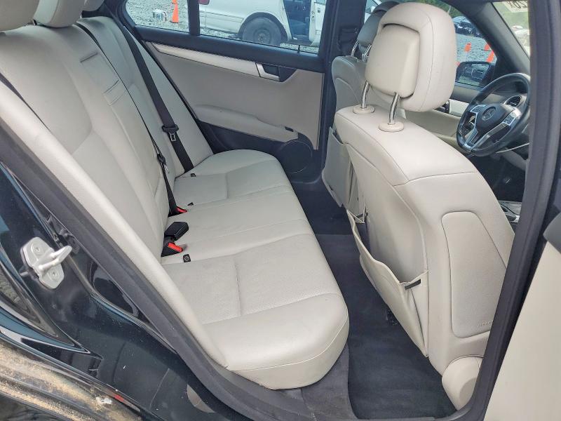 63525726 :رقم المزاد ، WDDGF4HBXDA862321 vin ، 2013 Mercedes-benz C مزاد بيع