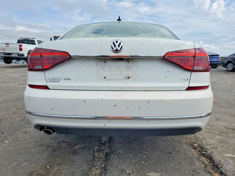 2018 Volkswagen Passat მანქანა იყიდება აუქციონზე, vin: 1VWCA7A33JC000261, აუქციონის ნომერი: 63123596