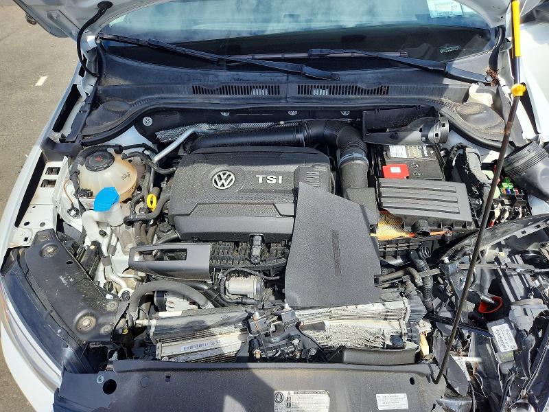 Продажа на аукционе авто 2018 Volkswagen Jetta, vin: 3VWL17AJ2JM207303, номер лота: 63647356
