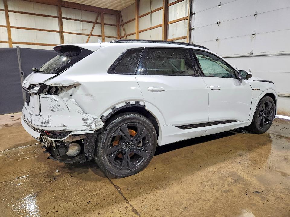 Aukcja sprzedaży 2021 Audi E-tron, vin: WA1AAAGE1MB022991, numer aukcji: 64720126