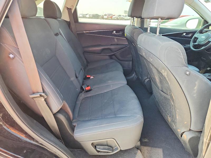 2019 Kia Sorento მანქანა იყიდება აუქციონზე, vin: 5XYPG4A32KG565311, აუქციონის ნომერი: 63702896