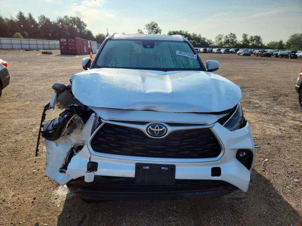 Продаж на аукціоні авто 2023 Toyota Highlander Hybrid, vin: 5TDKBRCH6PS120112, номер лоту: 65375536