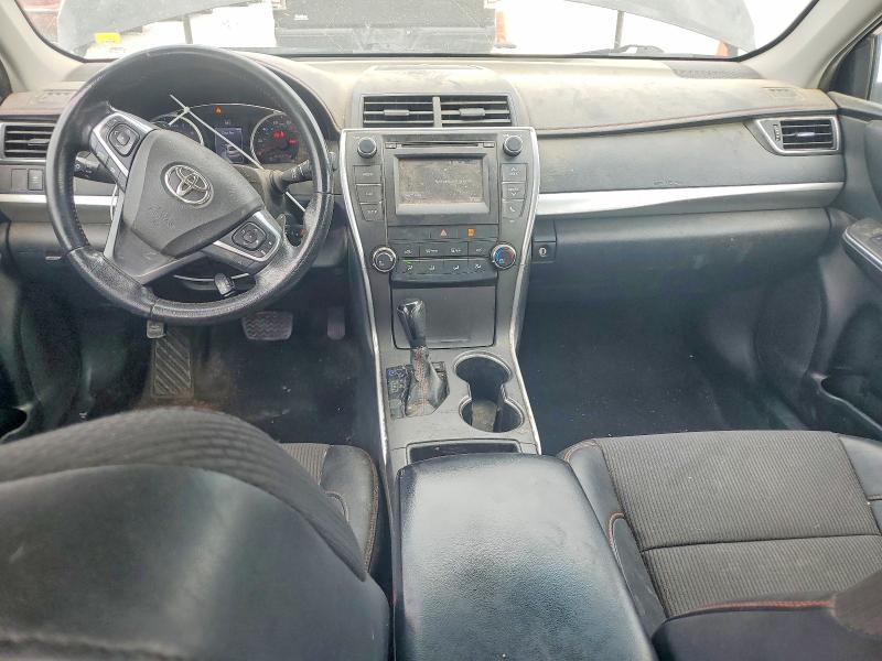 63798536 :رقم المزاد ، 4T1BF1FK7GU224676 vin ، 2016 Toyota Camry مزاد بيع