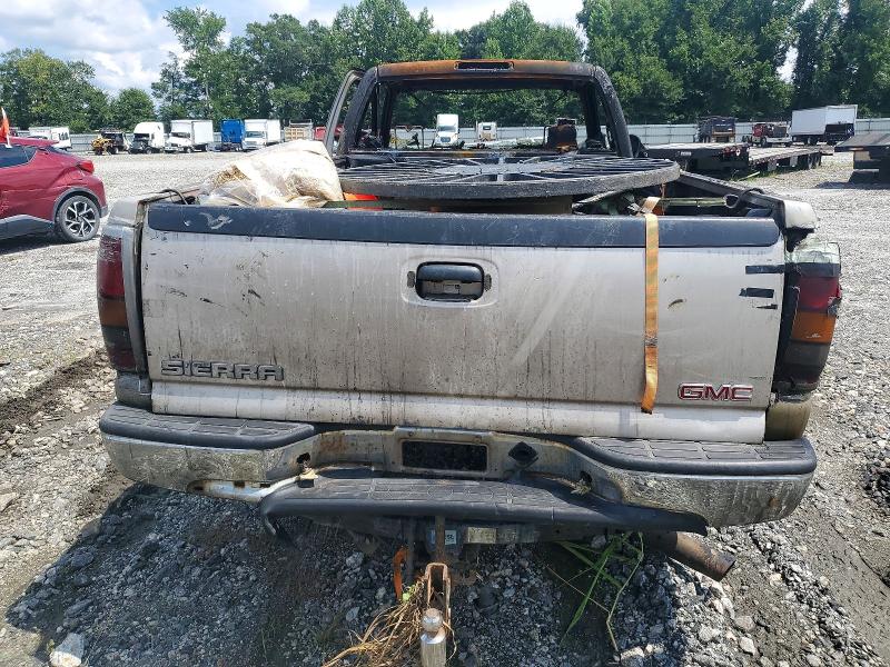 64009876 :رقم المزاد ، 1GTHK24U36E157572 vin ، 2006 Gmc Sierra مزاد بيع