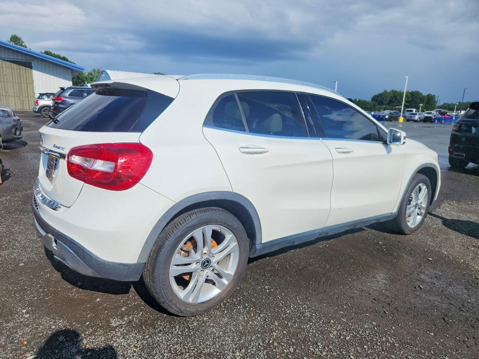 Aukcja sprzedaży 2018 Mercedes-benz Gla, vin: WDCTG4GB8JJ506124, numer aukcji: 63884276