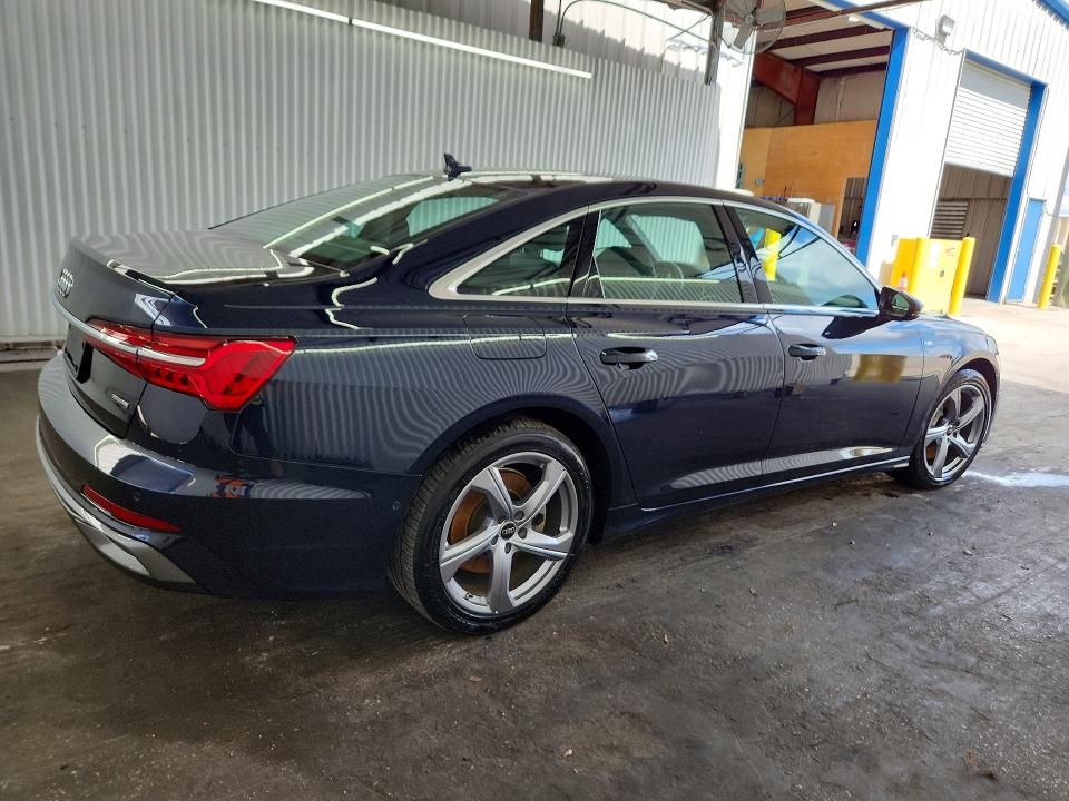 2024 Audi A6 მანქანა იყიდება აუქციონზე, vin: WAUL2BF24RN055463, აუქციონის ნომერი: 64244386