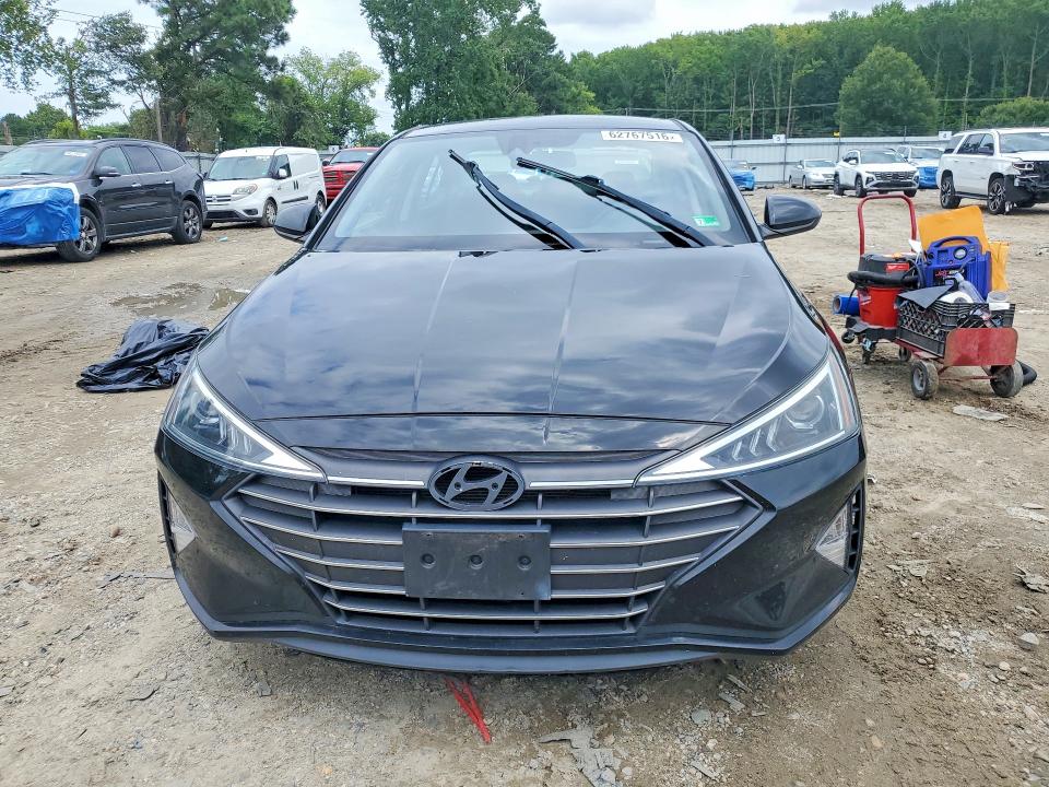 62767516 :رقم المزاد ، 5NPD74LF2LH501919 vin ، 2020 Hyundai Elantra مزاد بيع