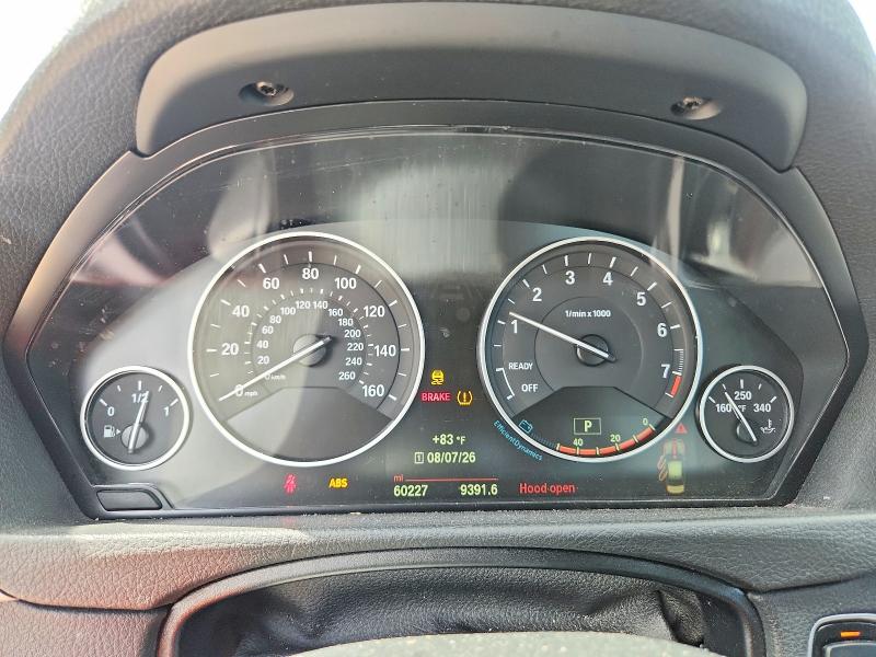 63989326 :رقم المزاد ، WBA3C3G51FNT52486 vin ، 2015 Bmw 320 مزاد بيع