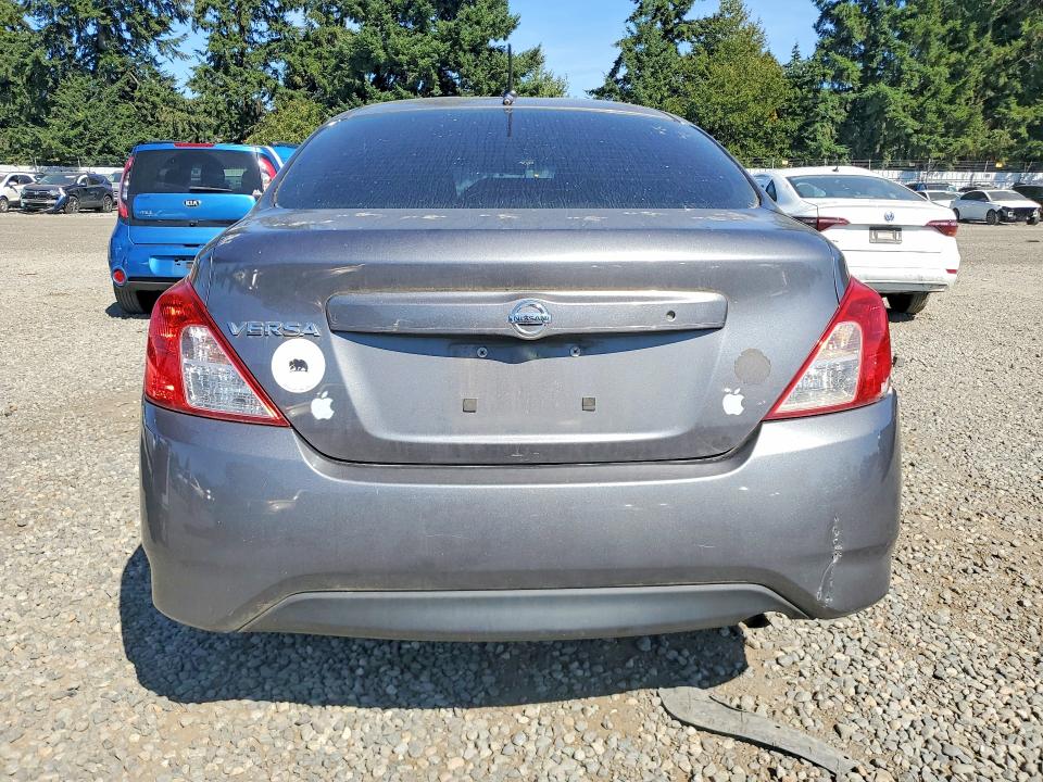 2018 Nissan Versa მანქანა იყიდება აუქციონზე, vin: 3N1CN7AP9JL829823, აუქციონის ნომერი: 64131146