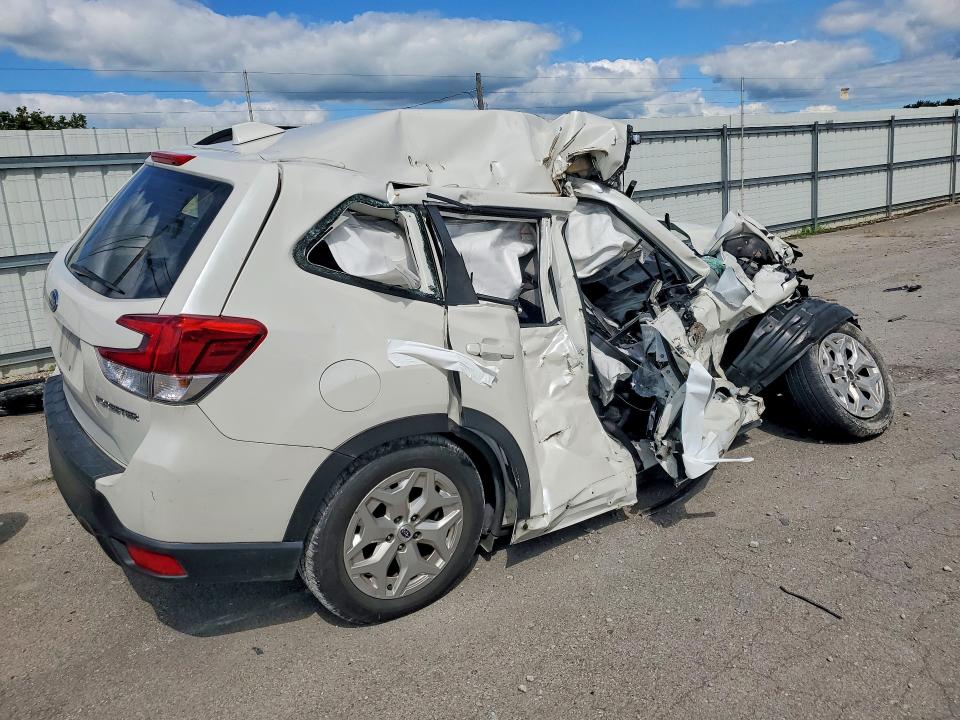 2021 Subaru Forester მანქანა იყიდება აუქციონზე, vin: JF2SKADC3MH450862, აუქციონის ნომერი: 63333176