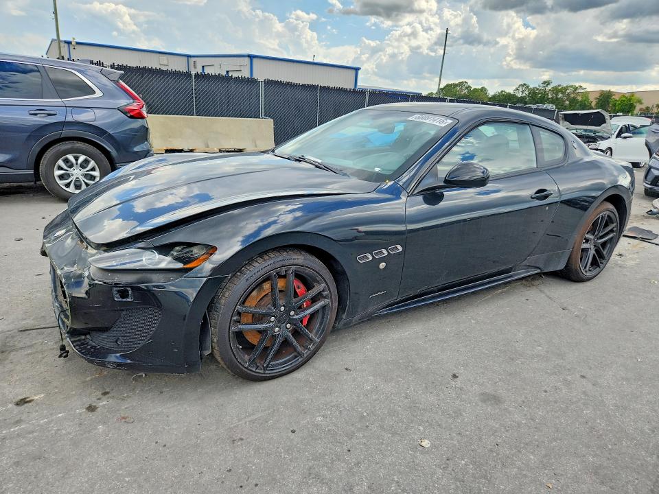 2015 Maserati Granturismo მანქანა იყიდება აუქციონზე, vin: ZAM45VLA2F0128412, აუქციონის ნომერი: 66091416