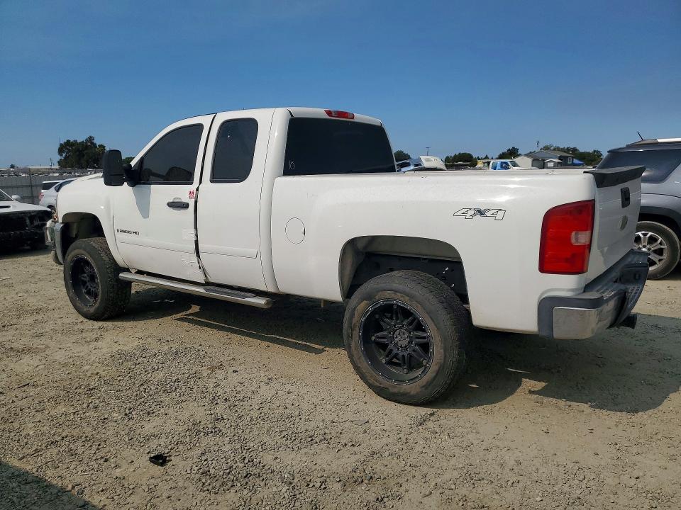 Продажа на аукционе авто 2007 Chevrolet Silverado, vin: 1GCHK29647E575800, номер лота: 63613066