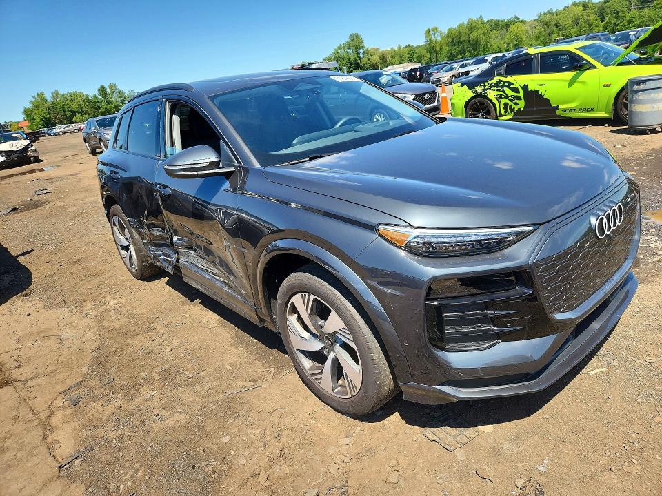 Продажа на аукционе авто 2025 Audi Q6 E-tron, vin: WA124BGF7SA021745, номер лота: 61878386