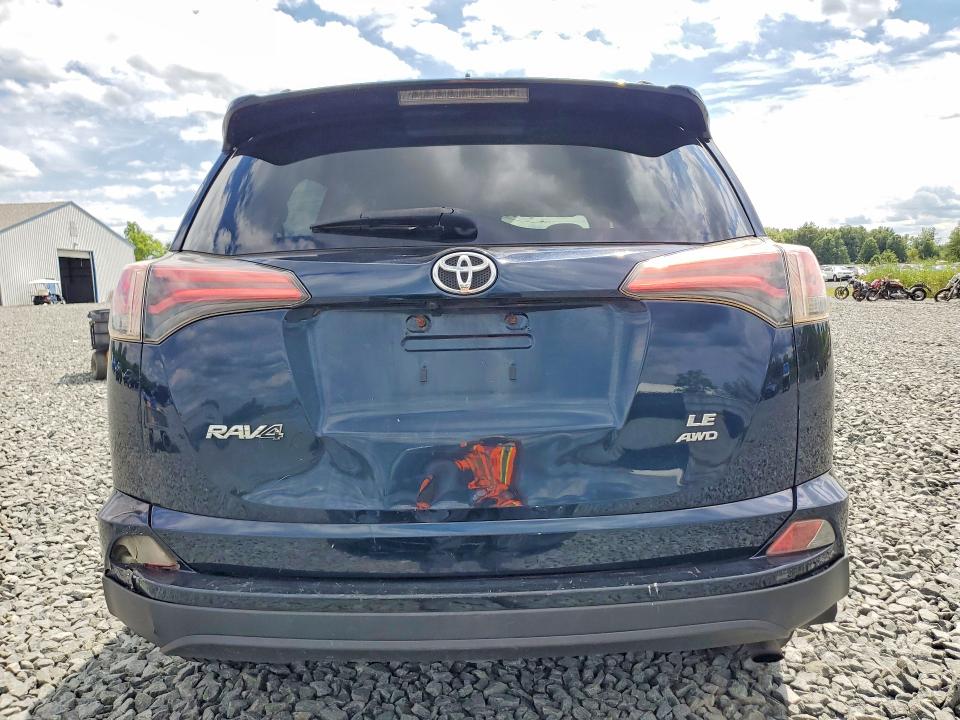 2018 Toyota Rav4 მანქანა იყიდება აუქციონზე, vin: JTMBFREV2JJ747207, აუქციონის ნომერი: 64505776