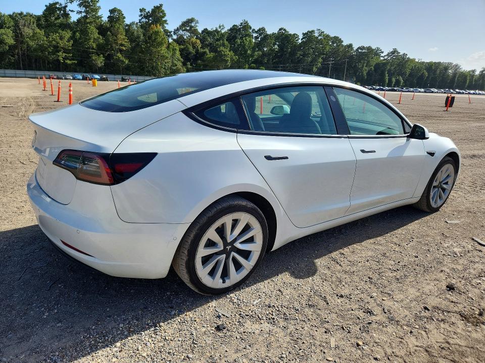 65011876 :رقم المزاد ، 5YJ3E1EA1NF285984 vin ، 2022 Tesla Model 3 مزاد بيع