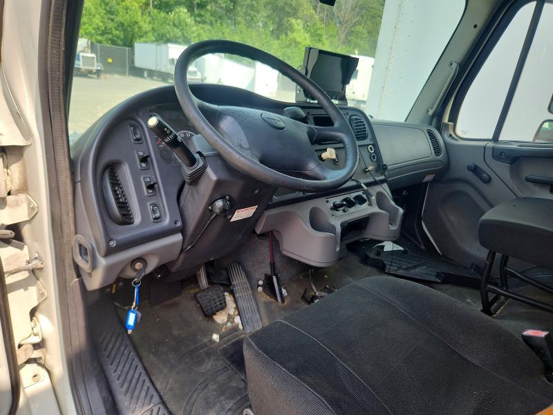 64277046 :رقم المزاد ، 1FVACWDT2EHFS9338 vin ، 2014 Frht - Freightliner M2 مزاد بيع