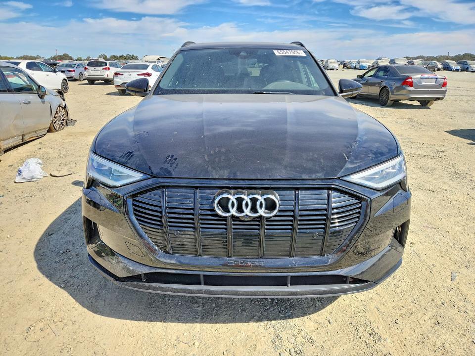 Продажа на аукционе авто 2022 Audi E-tron, vin: WA1AAAGE5NB010649, номер лота: 65047046