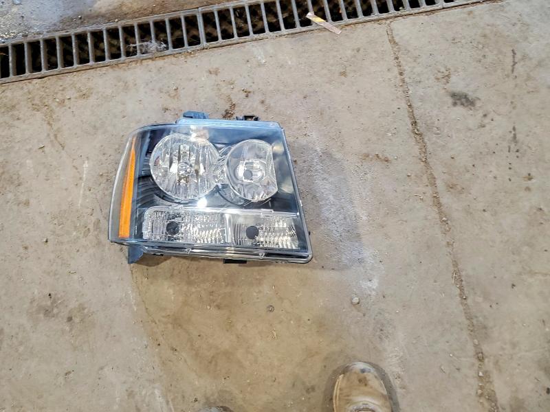 2007 Chevrolet Suburban მანქანა იყიდება აუქციონზე, vin: 3GNGK26KX7G240750, აუქციონის ნომერი: 64410086