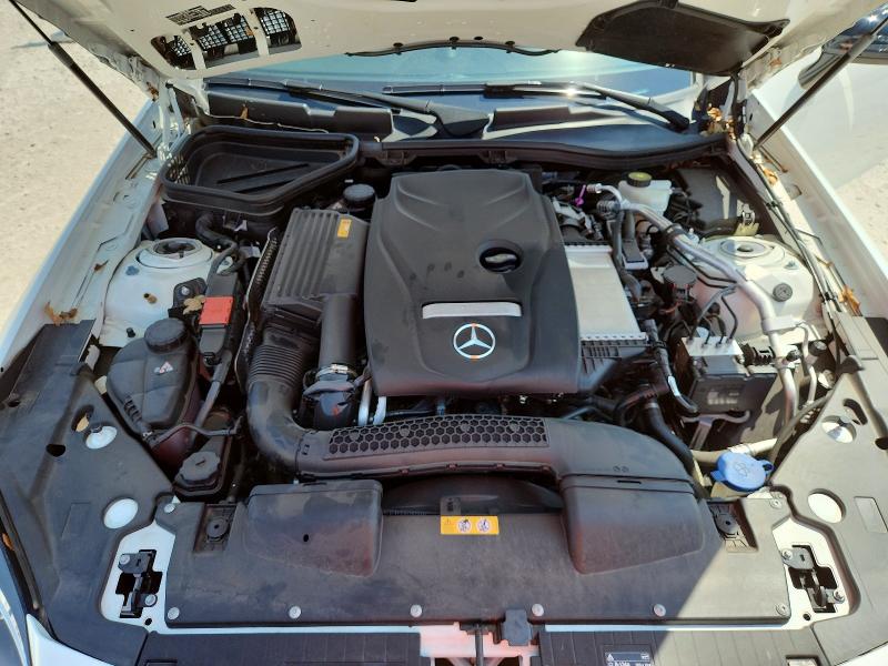 66466086 :رقم المزاد ، WDDPK3JA5KF157157 vin ، 2019 Mercedes-benz Slc مزاد بيع