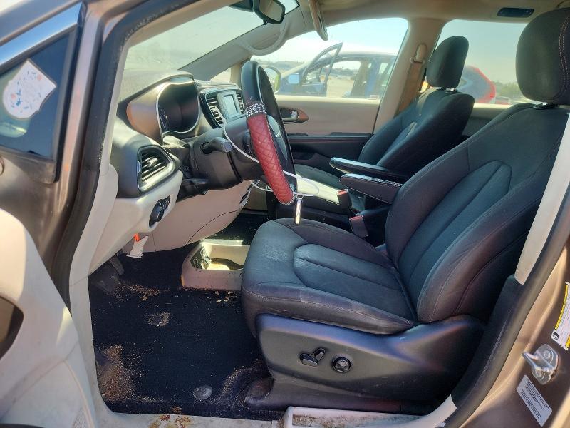 64061476 :رقم المزاد ، 2C4RC1DG1HR587578 vin ، 2017 Chrysler Pacifica مزاد بيع