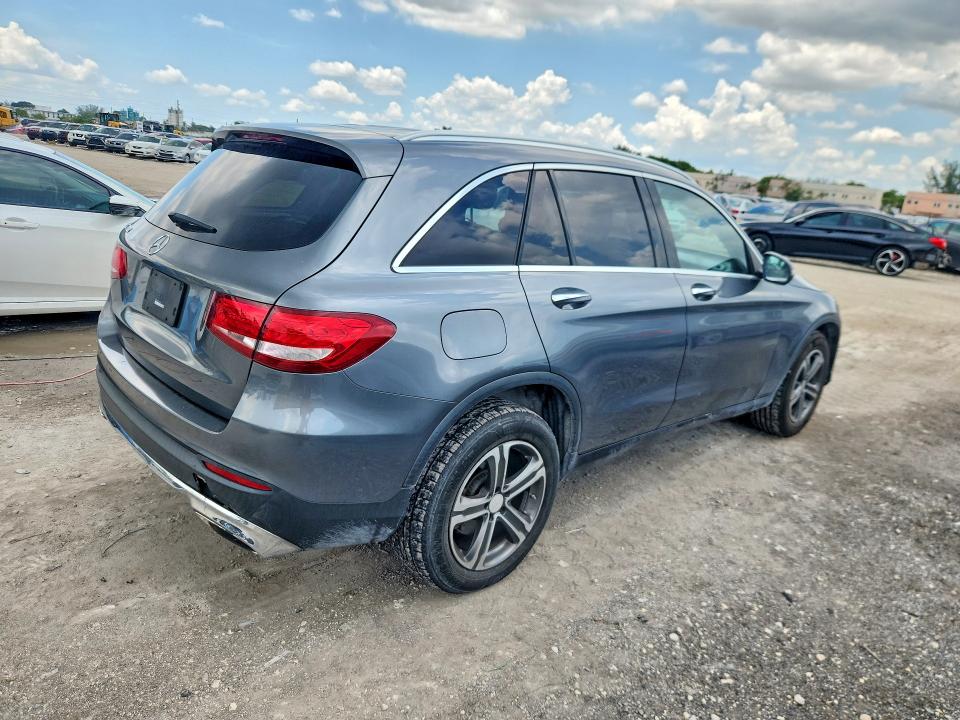 64536616 :رقم المزاد ، WDC0G4JB0GF089072 vin ، 2016 Mercedes-benz Glc مزاد بيع