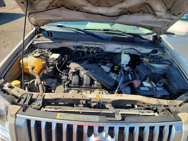63922806 :رقم المزاد ، 4M2CU97188KJ43521 vin ، 2008 Mercury Mariner مزاد بيع