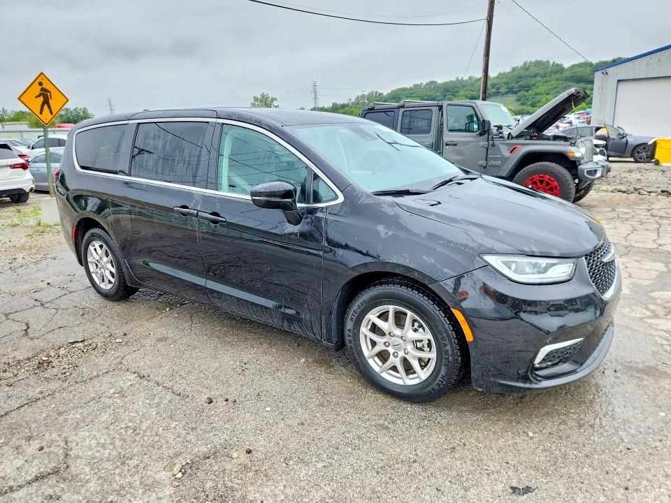 64995156 :رقم المزاد ، 2C4RC1BG3RR179880 vin ، 2024 Chrysler Pacifica مزاد بيع