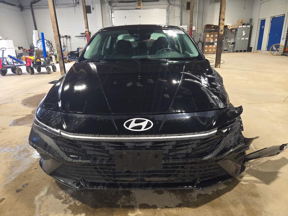 64751356 :رقم المزاد ، KMHLM4DG8SU035859 vin ، 2025 Hyundai Elantra مزاد بيع