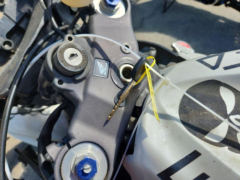 Продажа на аукционе авто 2008 Honda Cbr600, vin: JH2PC40148M100717, номер лота: 63833806