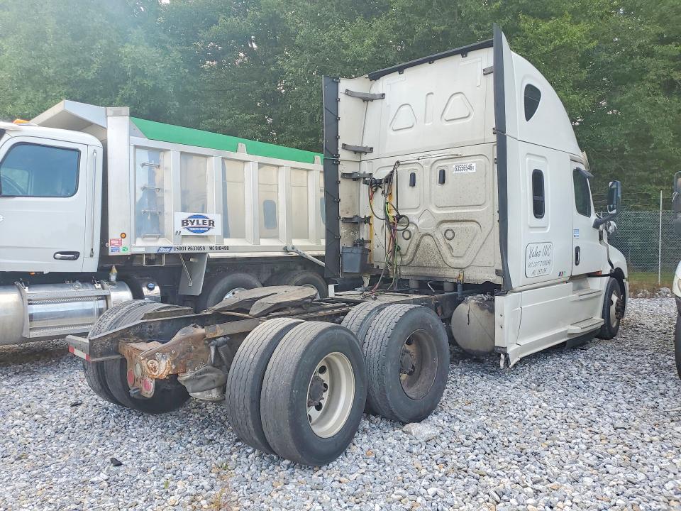 2018 Freightliner Cascadia 126 მანქანა იყიდება აუქციონზე, vin: 3AKJHHDR1JSJZ5673, აუქციონის ნომერი: 63556546