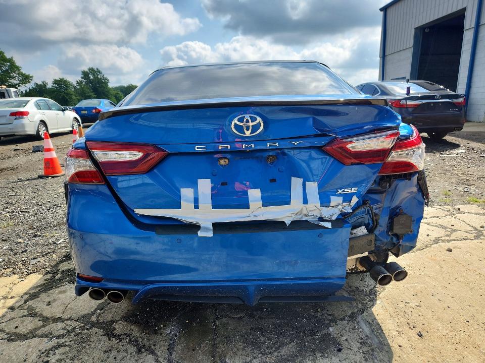 Aukcja sprzedaży 2018 Toyota Camry, vin: 4T1B61HK7JU008850, numer aukcji: 63450076